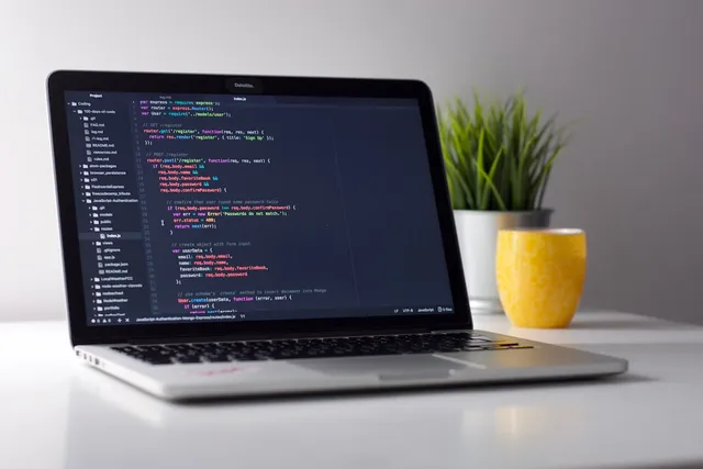 Claude Code hooks: automate build, format, and notifications without relying on the model